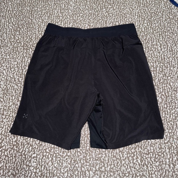 Lululemon T.H.E. Short - Picture 5 of 6